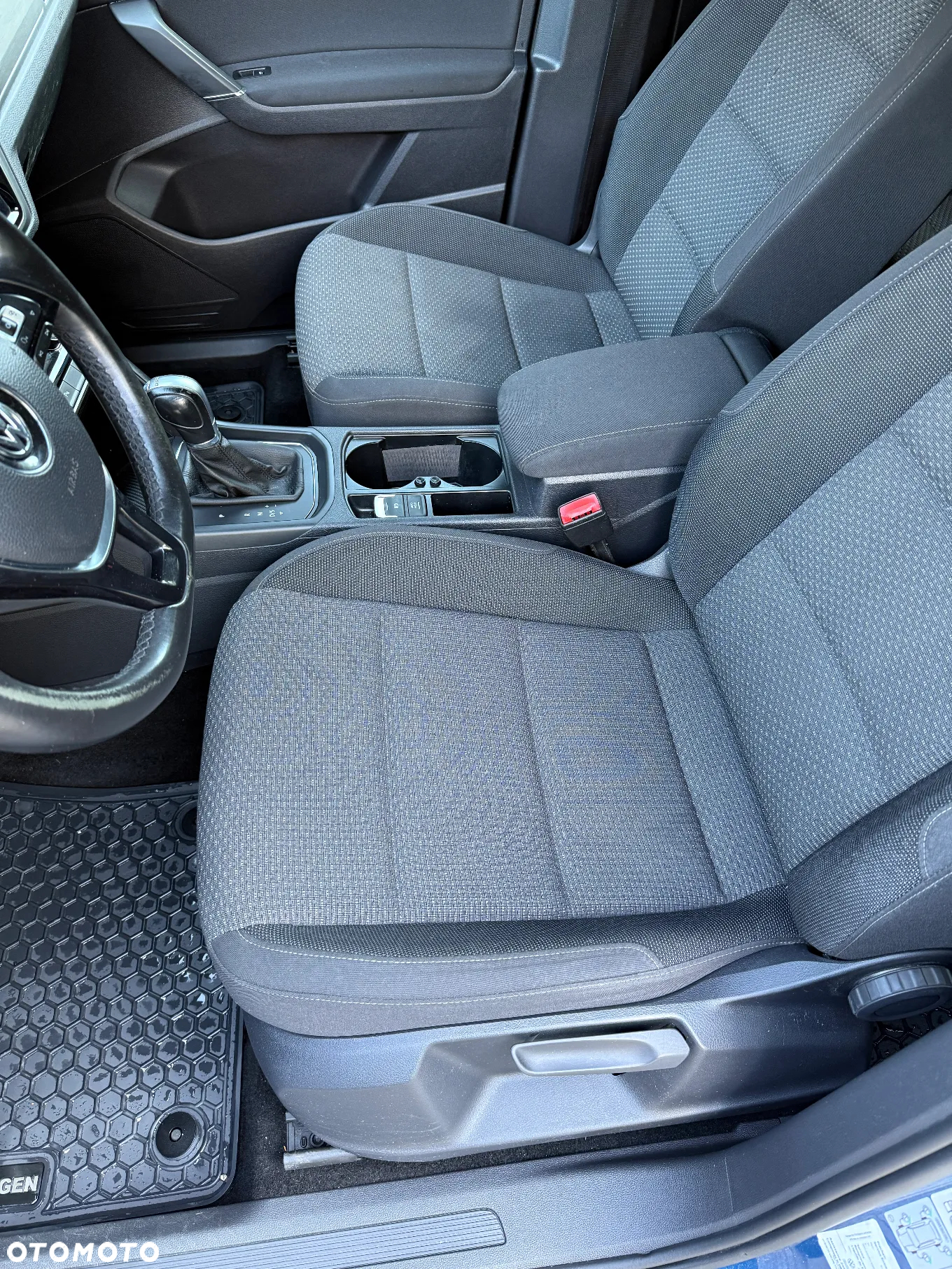 Volkswagen Touran 1.6 TDI SCR (BlueMotion Technology) DSG Comfortline - 13