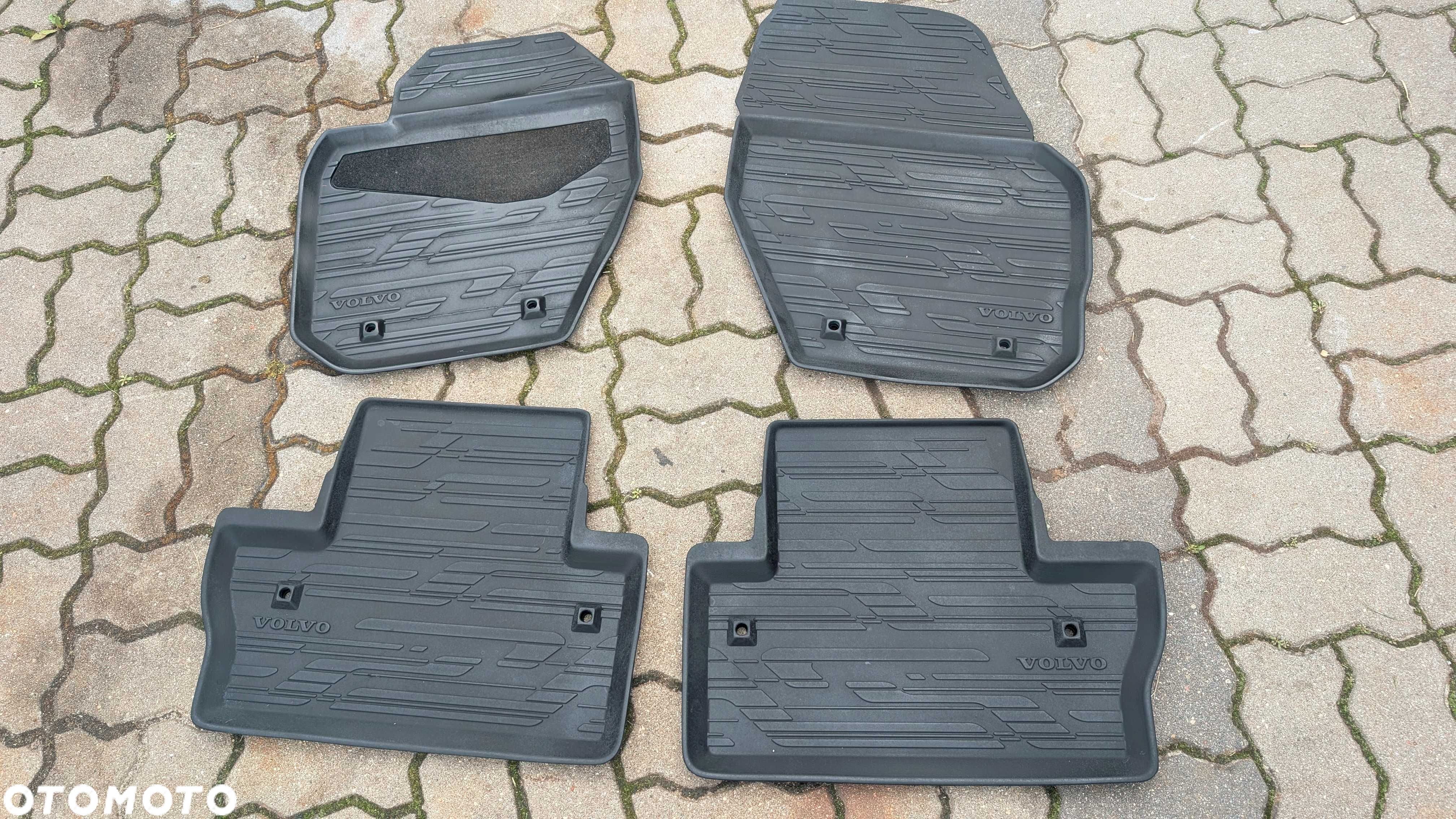 VOLVO S60 II V60 2015 dywaniki gumowe oryginał - 1