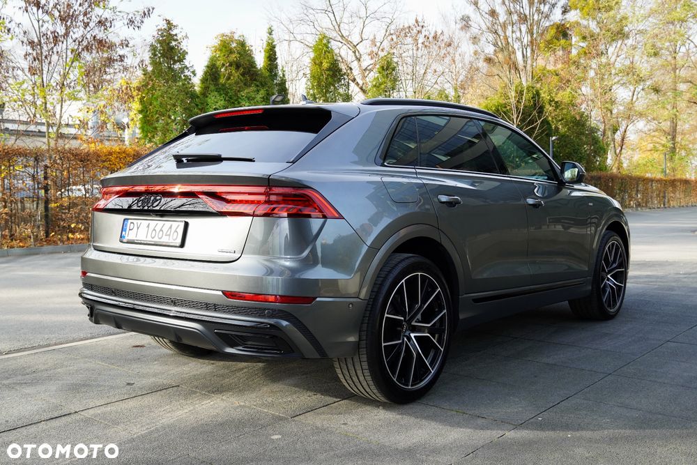 Audi Q8 - 7