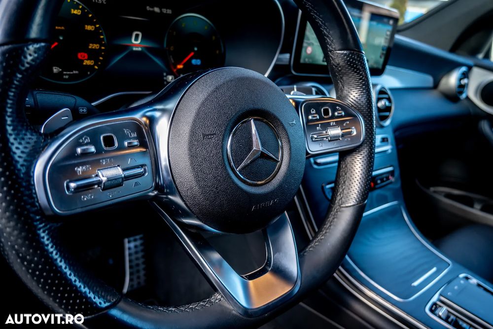 Mercedes-Benz GLC Coupe 300 de 4Matic 9G-TRONIC AMG Line - 19
