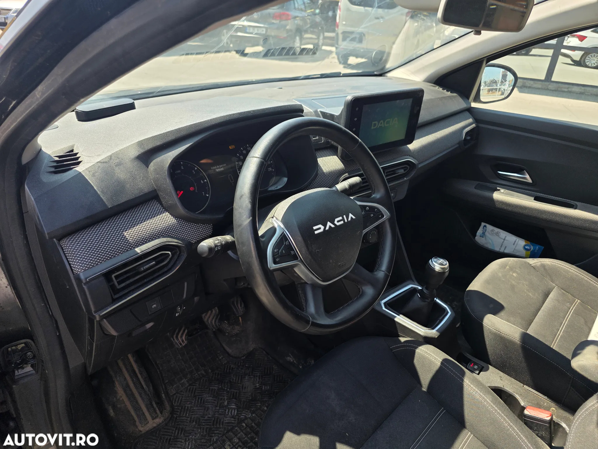 Dacia Logan TCe 90 MT5 Expression - 8