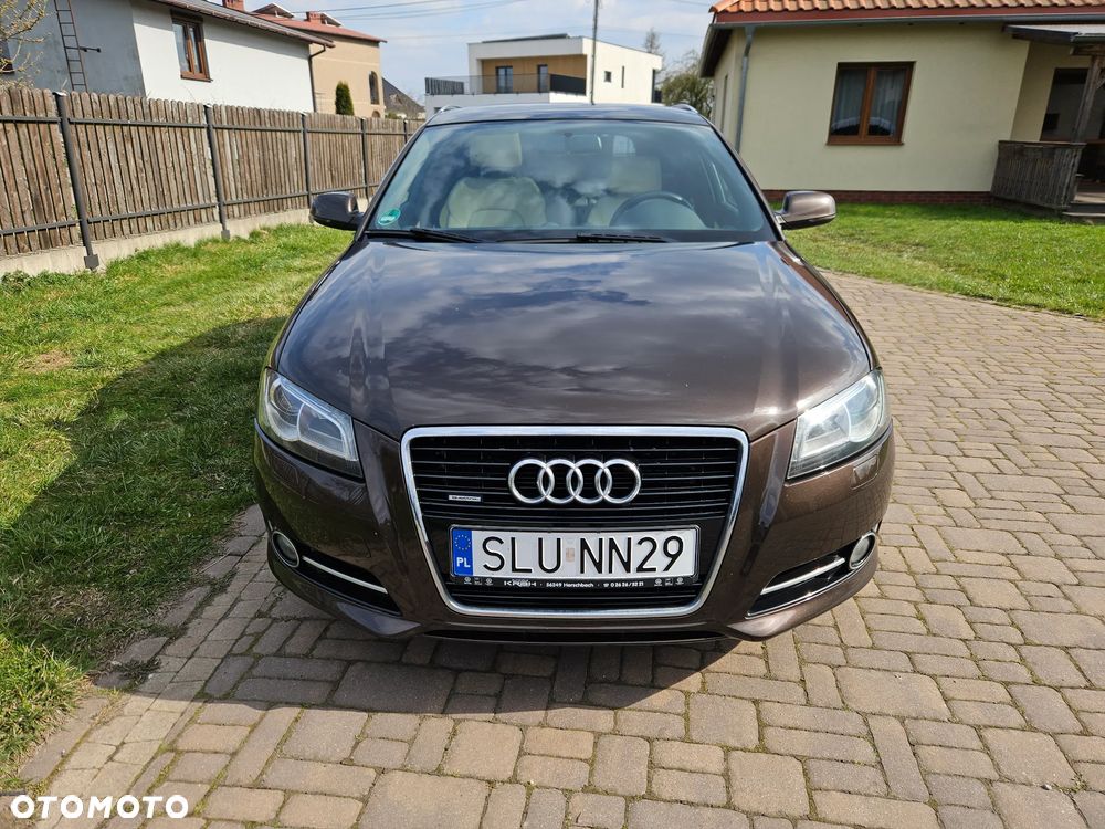 Audi A3 Sportback 2.0 TDI quattro Ambiente - 2