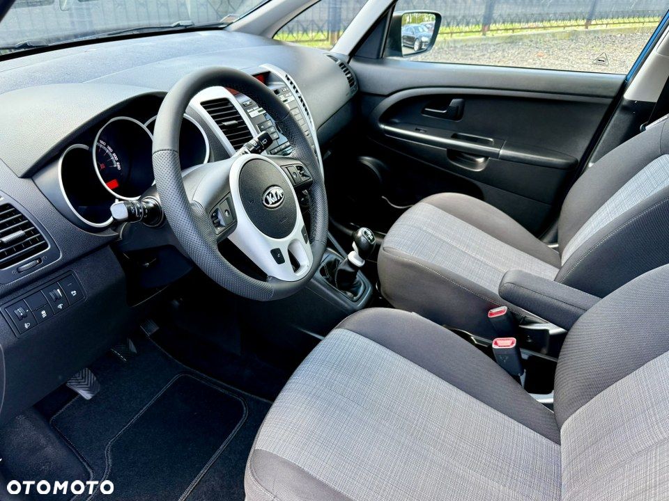 Kia Venga 1.6 CVVT ISG Spirit - 16