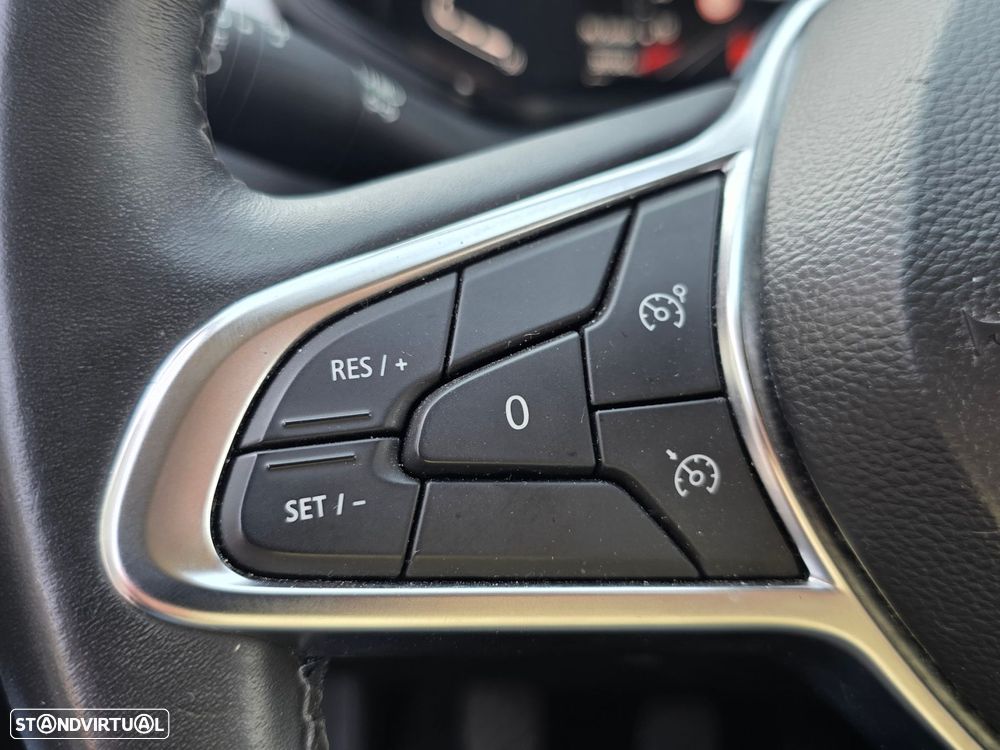 Renault Captur 1.0 TCe Techno Bi-Fuel - 14