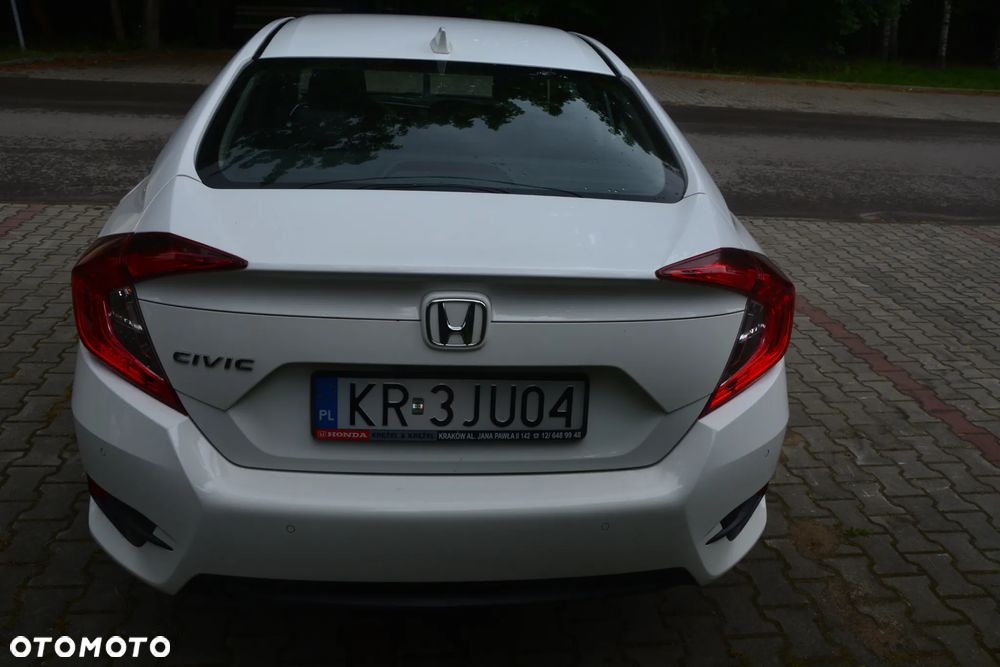 Honda Civic 1.5 T Elegance - 11
