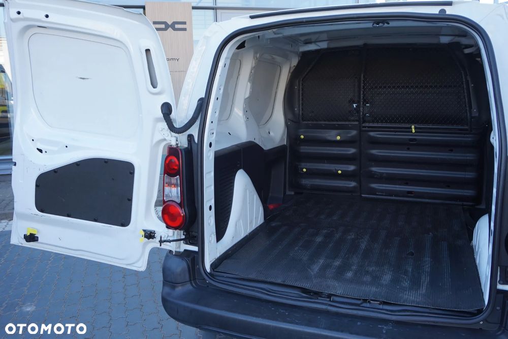 Citroën BERLINGO - 11