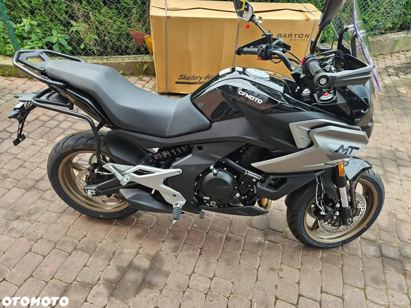 CFMoto MT - 22