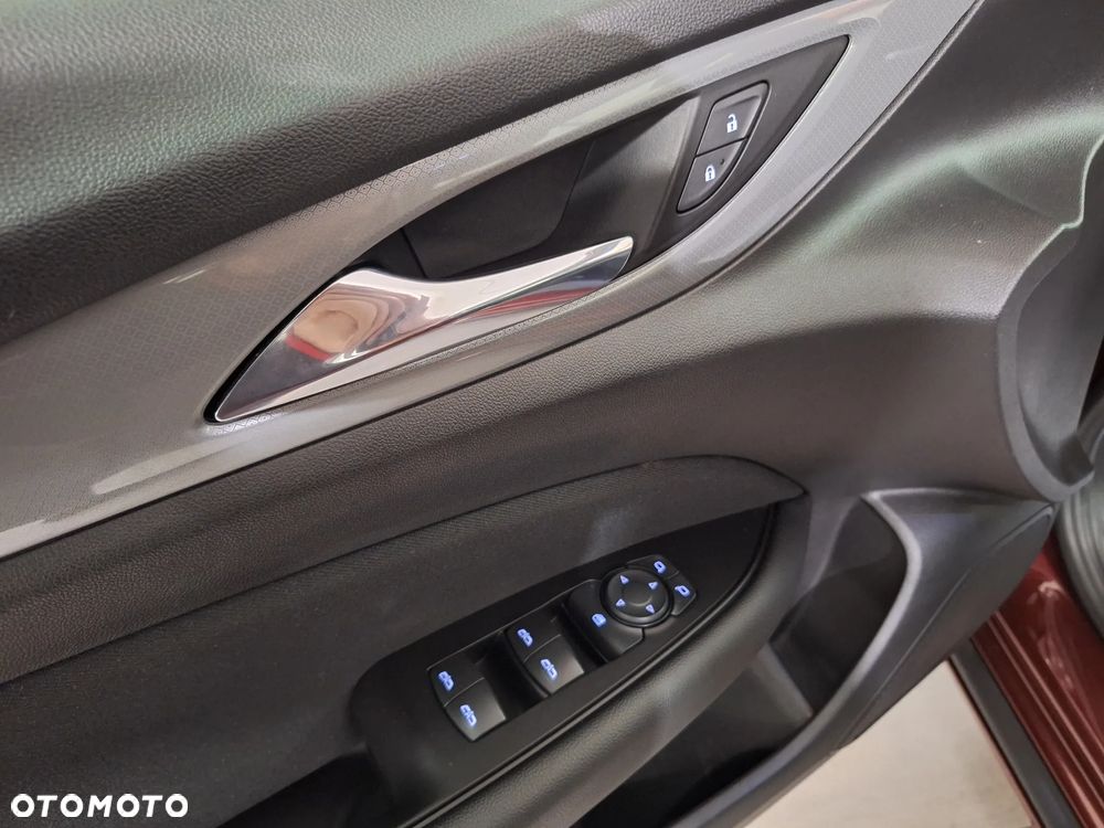 Opel Insignia 1.5 T Exclusive S&S - 28