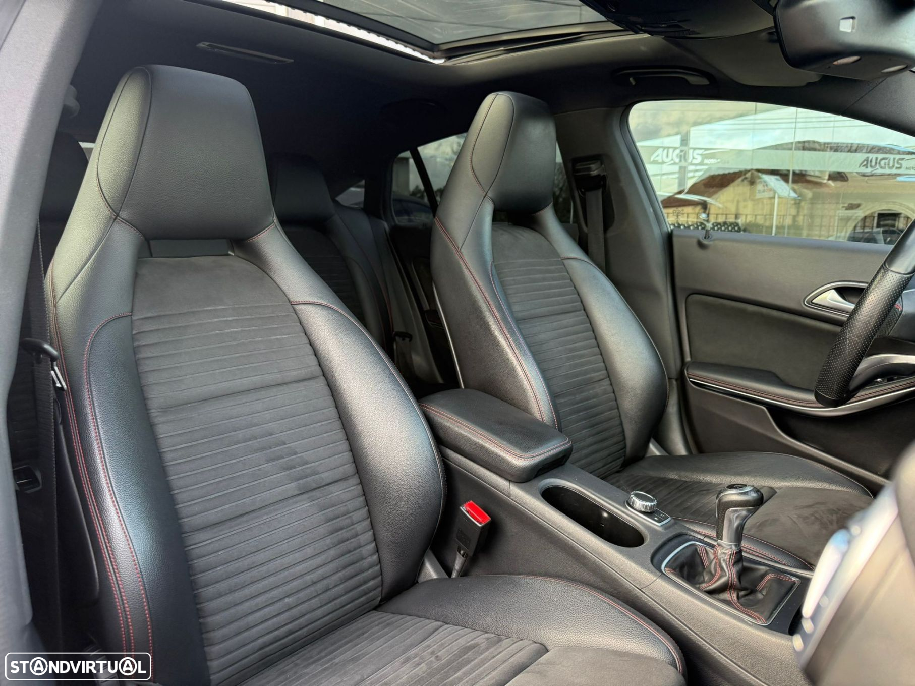 Mercedes-Benz CLA 200 d Shooting Brake AMG Line - 13