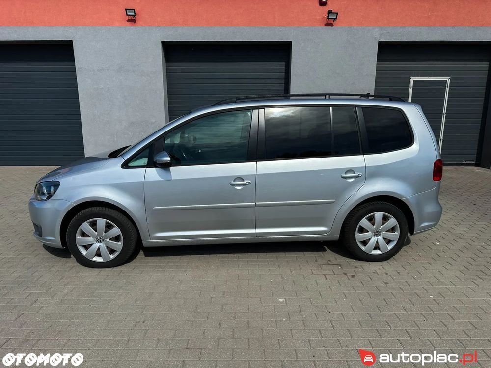 Volkswagen Touran - 19