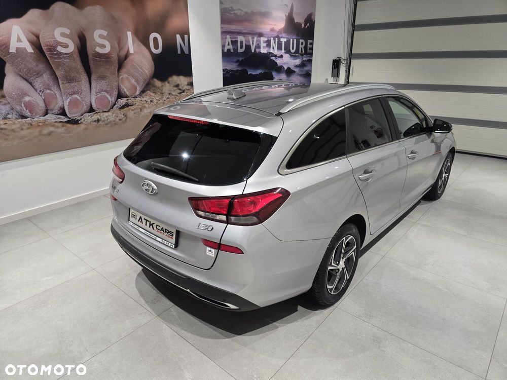 Hyundai i30 1.5 T-GDI 48V Smart - 22