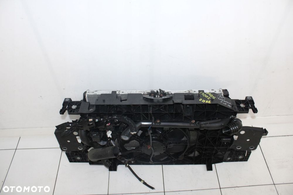 RENAULT SCENIC III 09R- 2.0 DCI PAS PRZEDNI CHŁODNICE KOMPLET - 7