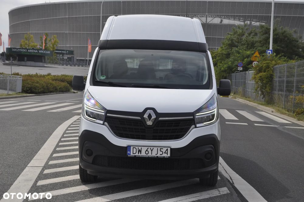 Renault Trafic - 2