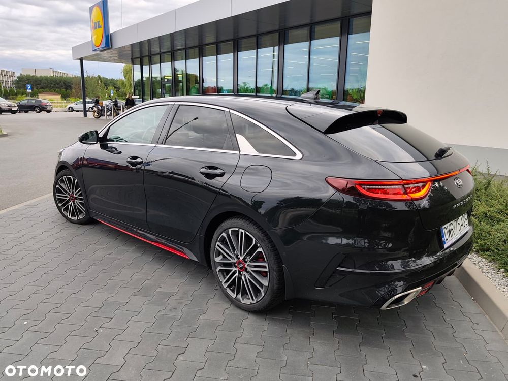 Kia ProCeed - 7