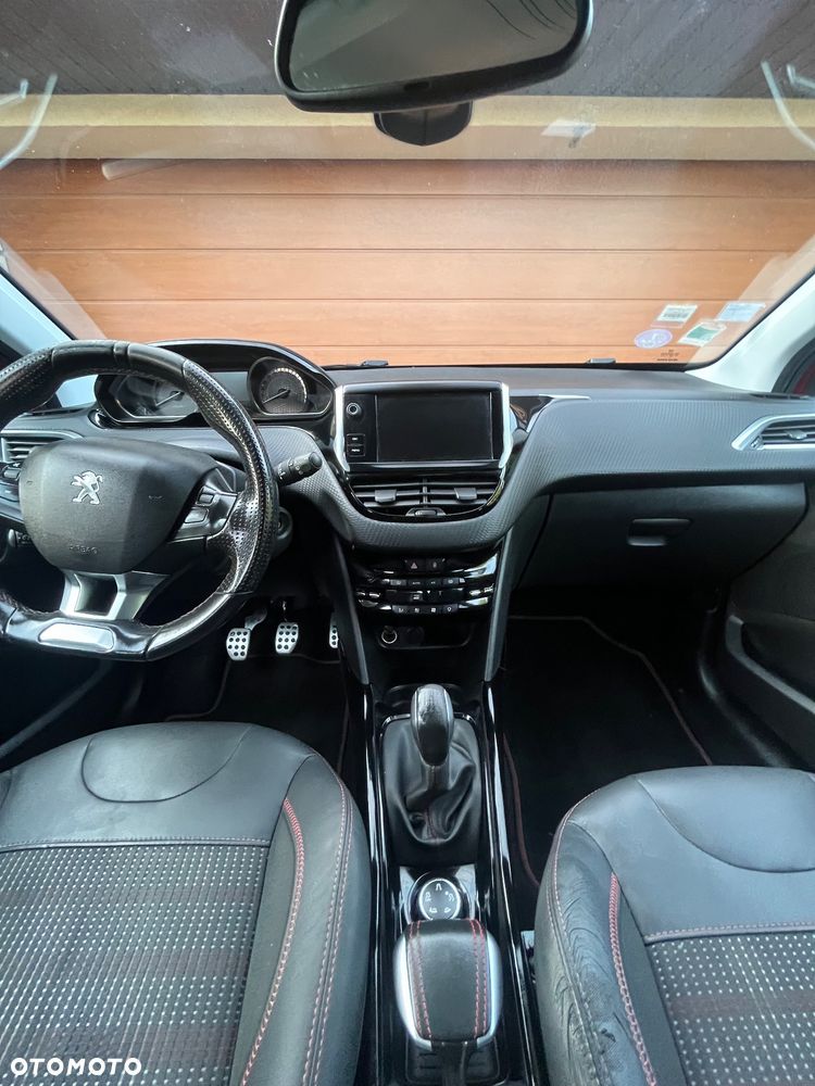 Peugeot 2008 PureTech 110 Stop&Start GT-Line Edition - 17