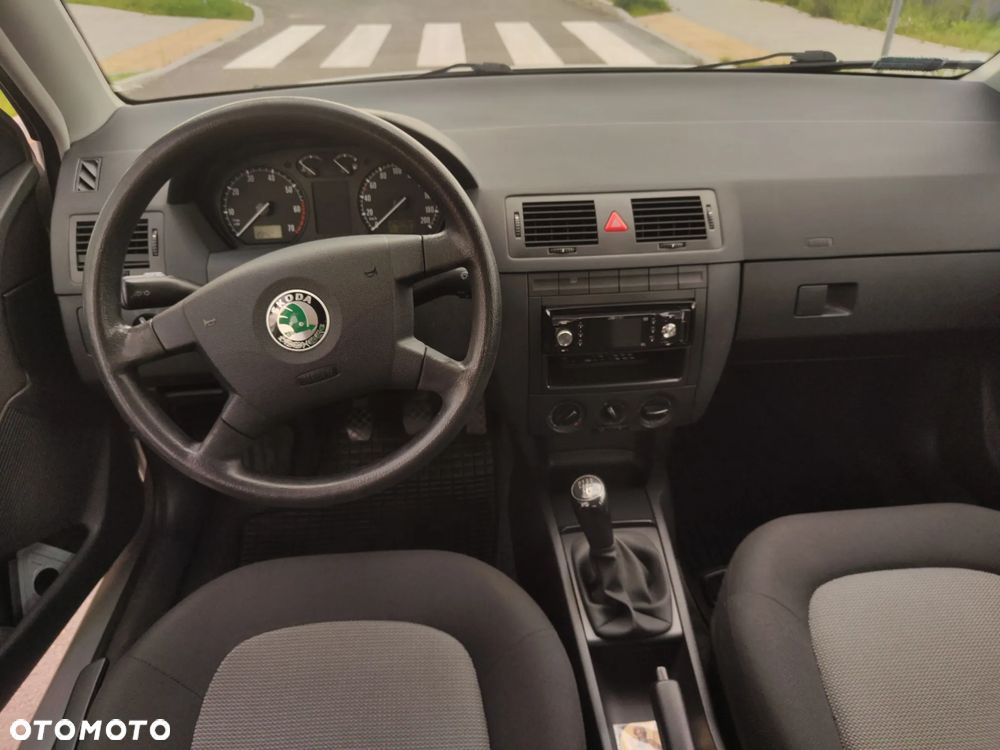 Skoda Fabia 1.4 16V Classic - 21