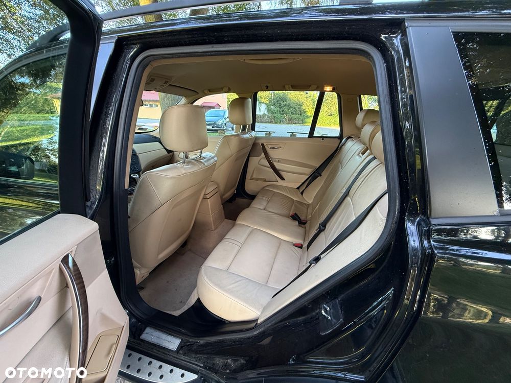 BMW X3 2.0d - 8