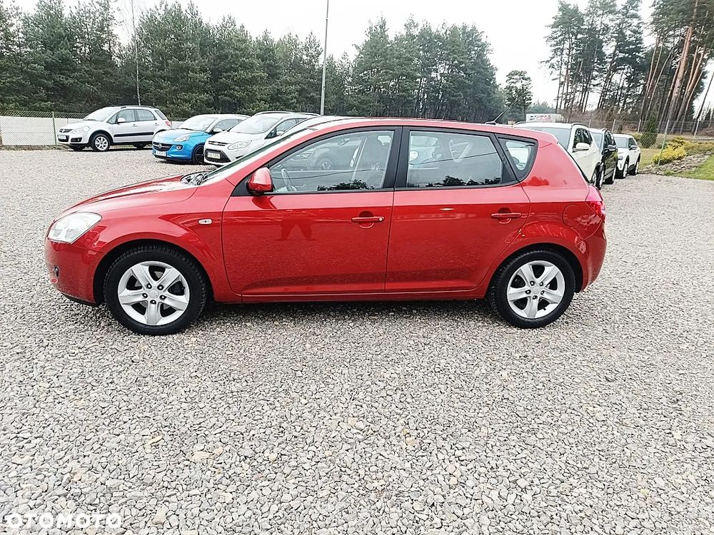 Kia Ceed 1.6 Optimum + - 9