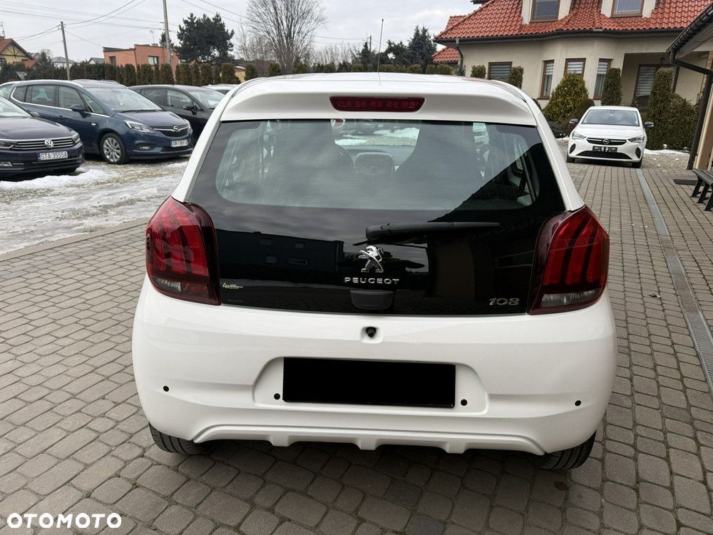 Peugeot 108 - 8