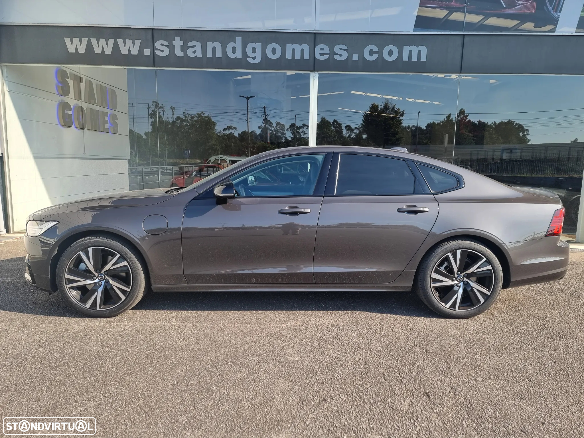 Volvo S90 2.0 T8 PHEV R-Design Expression AWD - 4