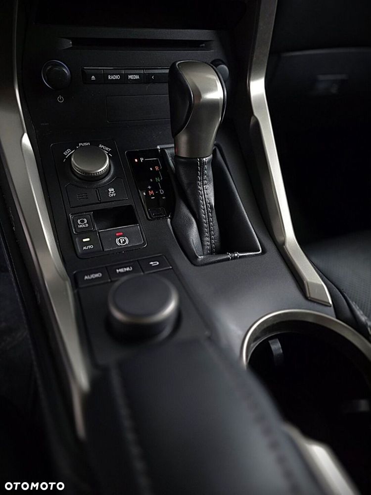 Lexus NX 200t Comfort AWD - 20