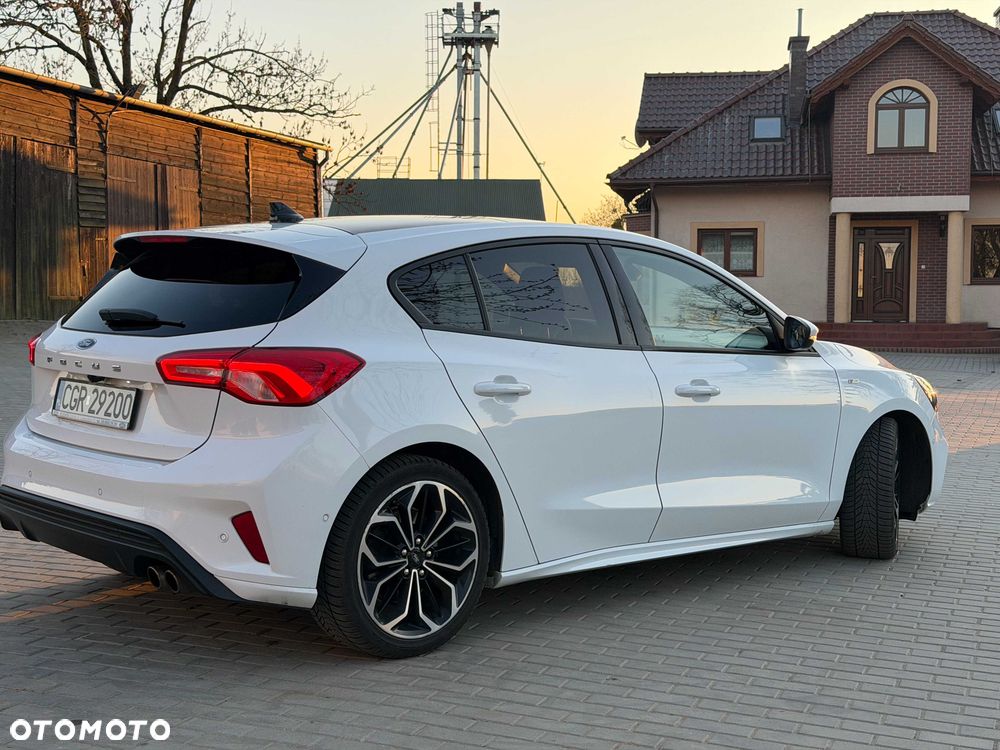Ford Focus - 2