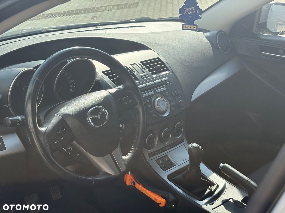 Mazda 3 1.6 Sport Active Plus - 9