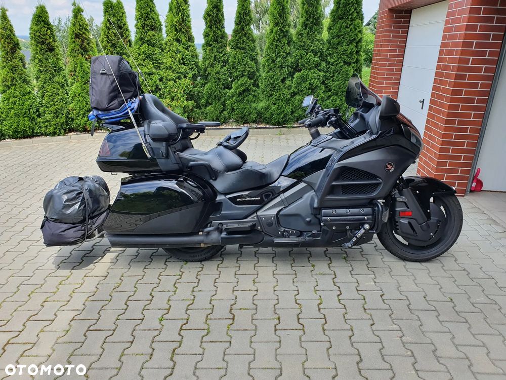 Honda GL - 37
