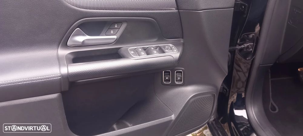 Mercedes-Benz B 250 e Style Plus - 28