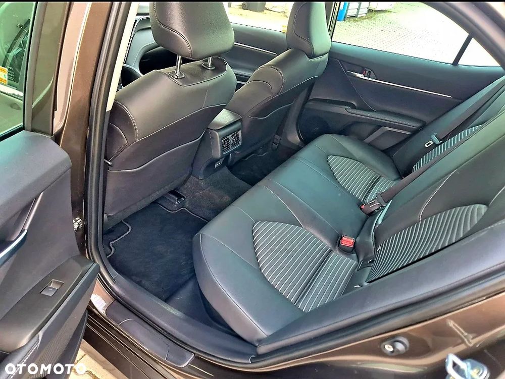 Toyota Camry 2.5 Hybrid Prestige CVT - 16