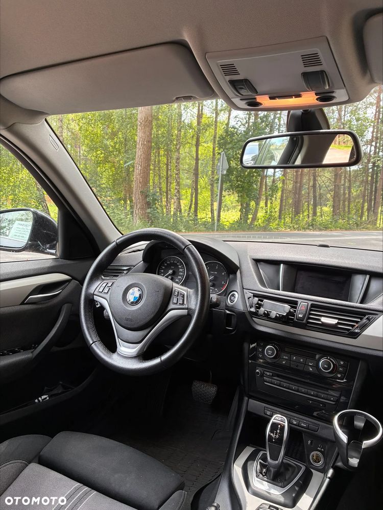 BMW X1 xDrive18d - 12