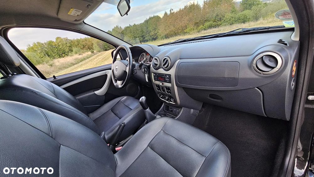 Dacia Duster 1.6 SCe Comfort - 22