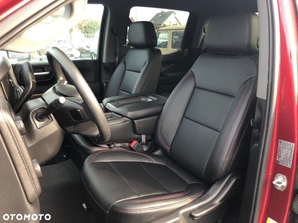 Chevrolet Silverado - 6