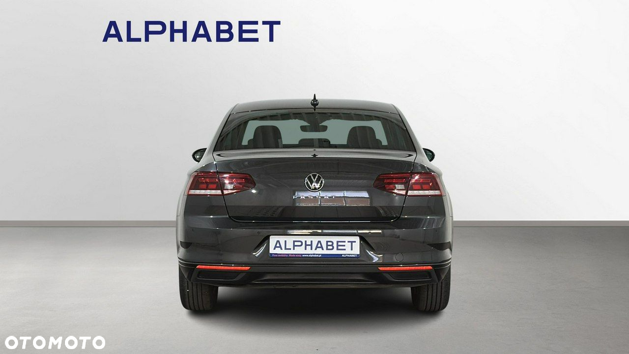 Volkswagen Passat - 5