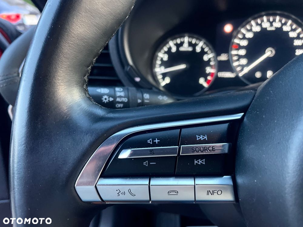 Mazda 3 e-SKYACTIV-G 122 M HYBRID DRIVE EXCLUSIVE-LINE - 22
