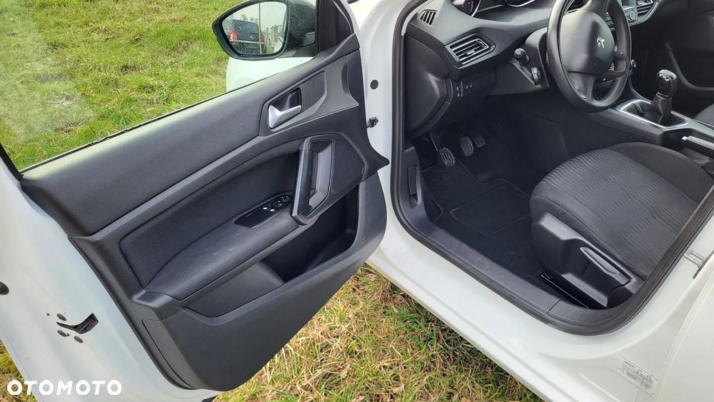 Peugeot 308 - 14
