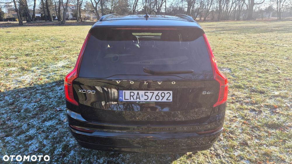 Volvo XC 90 - 7
