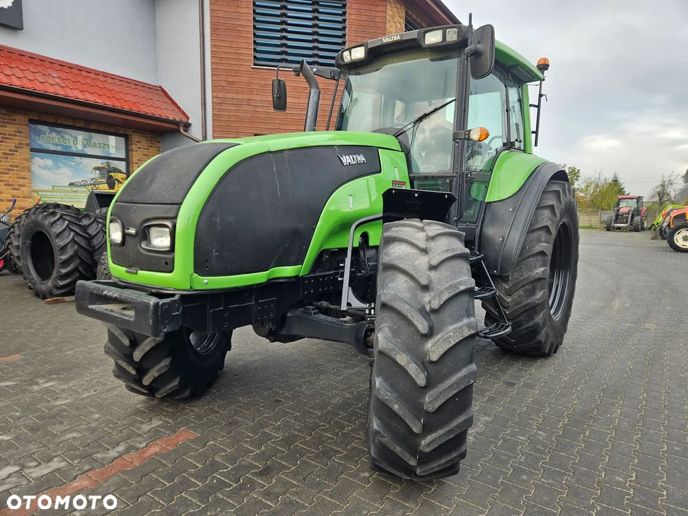 Valtra T 120 121  130 CASE MX - 5