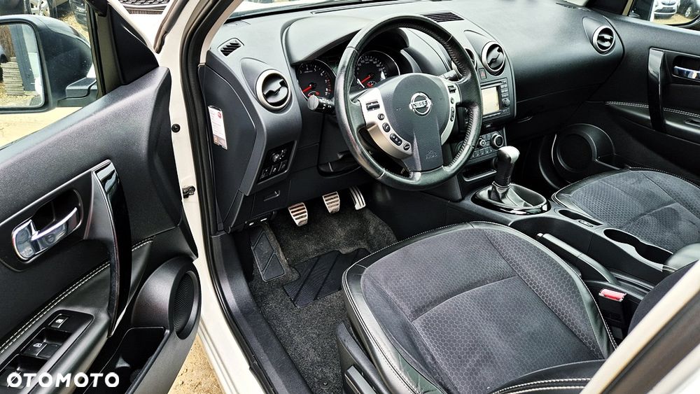 Nissan Qashqai 1.6 Tekna - 24