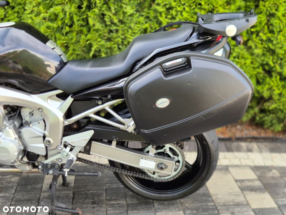 Yamaha FZ6 - 14