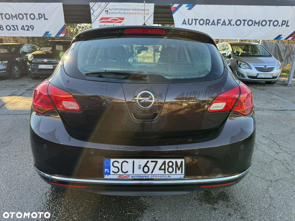 Opel Astra - 10