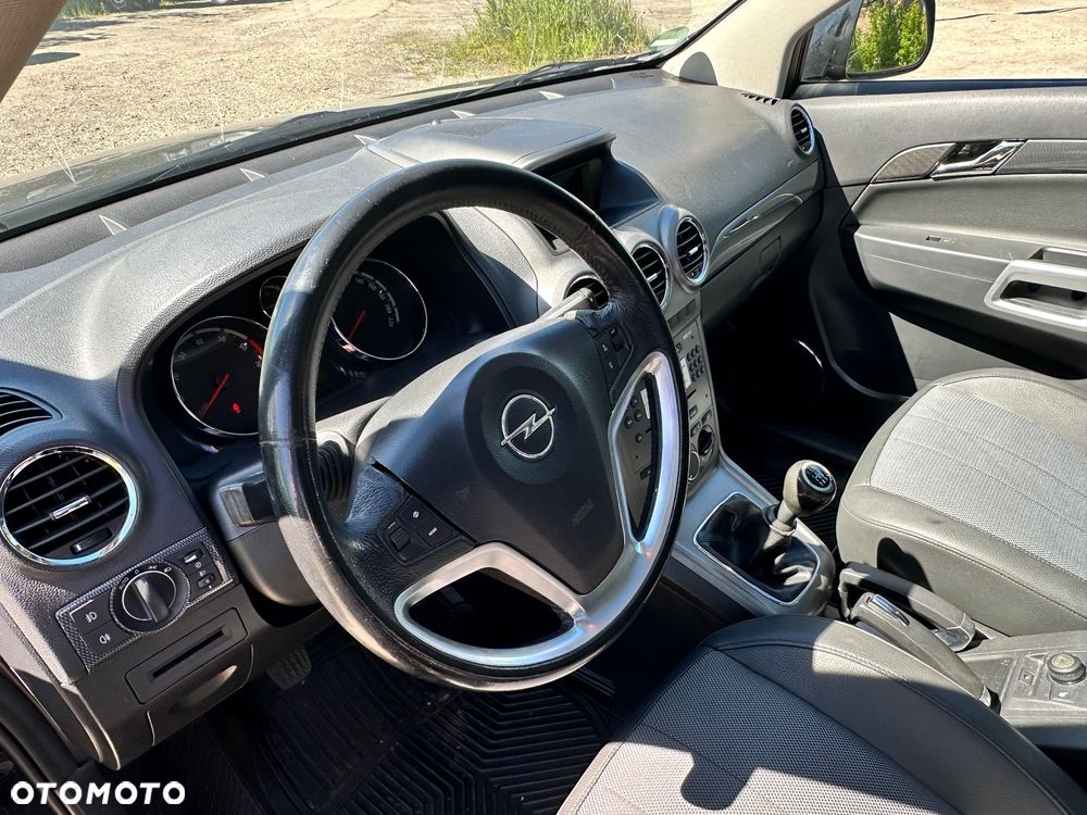 Opel Antara - 14
