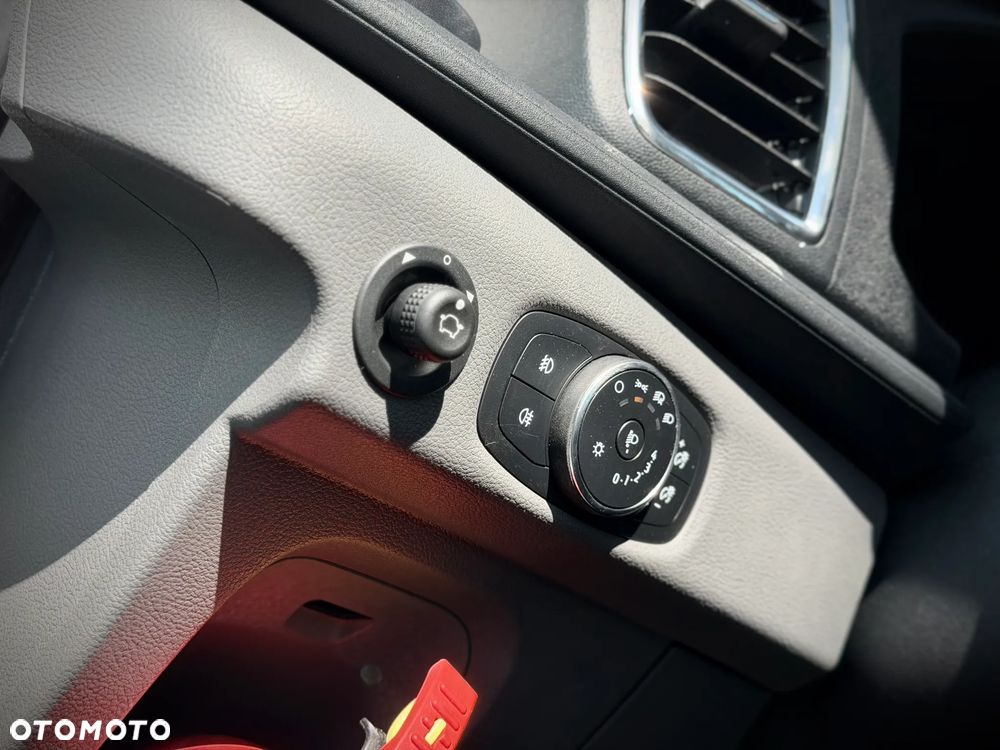 Ford Transit - 15