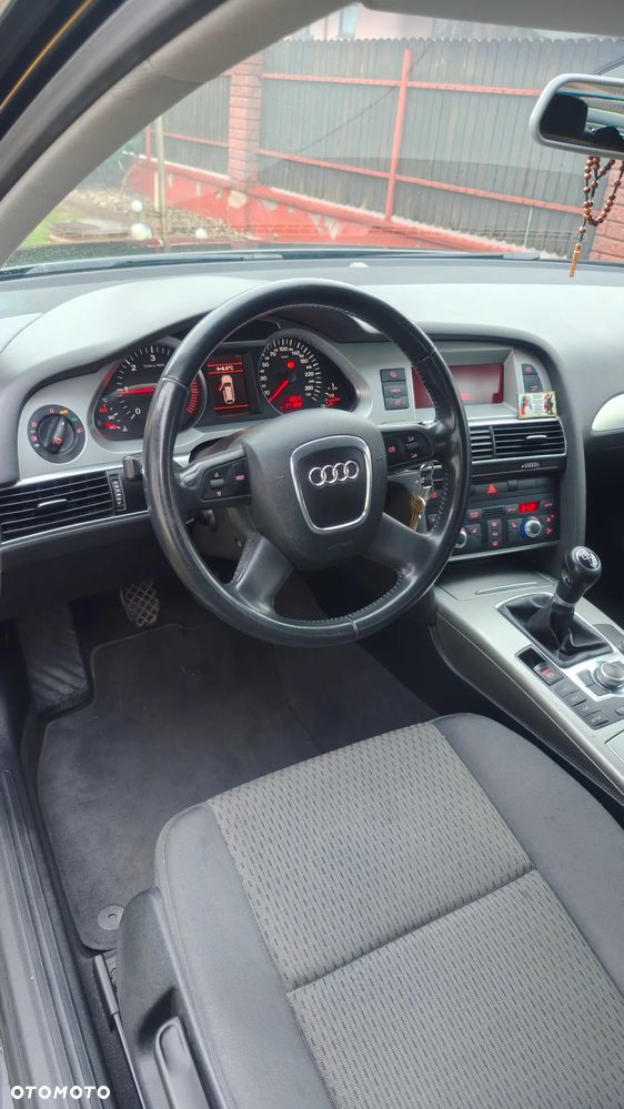 Audi A6 Avant 2.7 TDI DPF - 13
