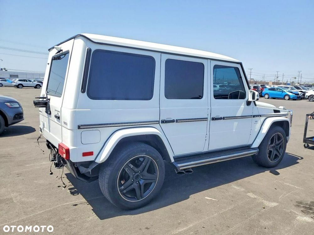 Mercedes-Benz Klasa G AMG 63 AMG SPEEDSHIFT 7G-TRONIC - 3