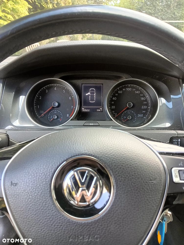 Volkswagen Golf ver-1-0-tsi-comfortline - 6