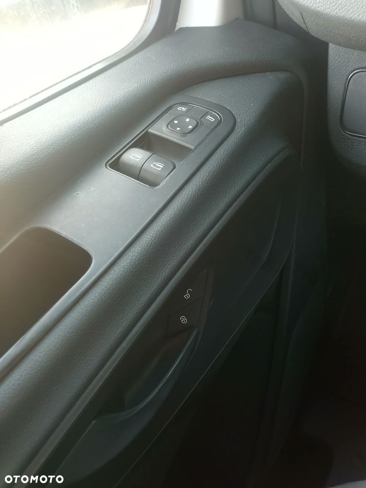 Mercedes-Benz Sprinter - 8