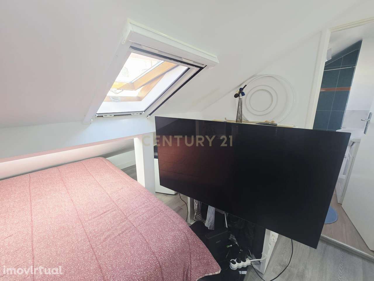 Apartamento - Sótão amplo renovado e equipado - Grande imagem: 5/20