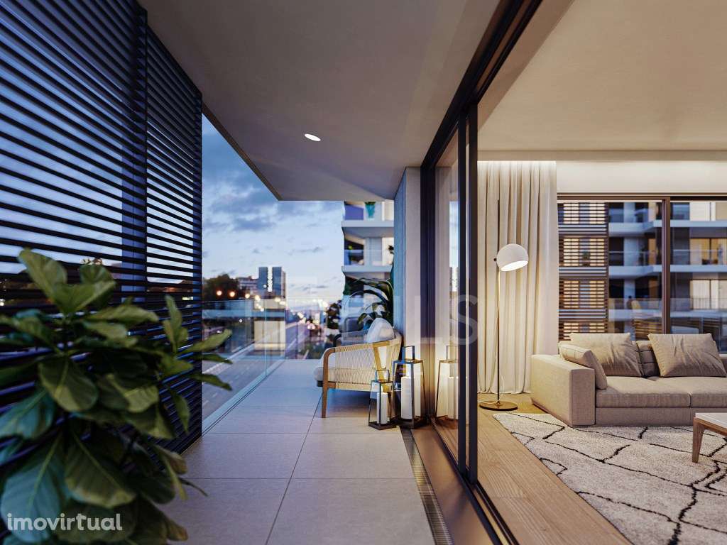 Apartamento T4, com varanda nas Avenidas Novas, Lisboa - Grande imagem: 5/70