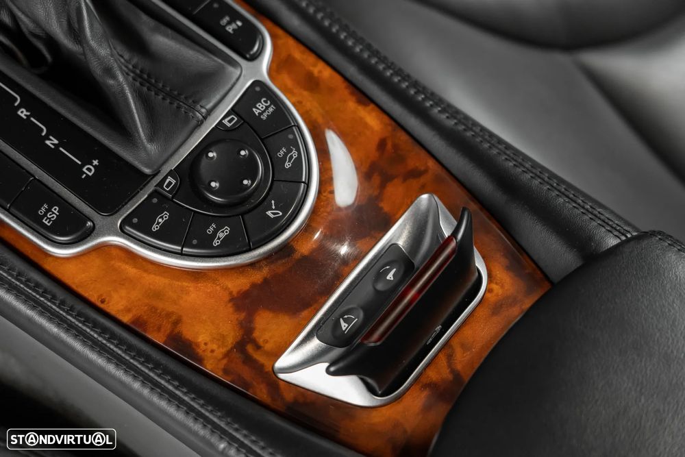 Mercedes-Benz SL 500 Standard - 17